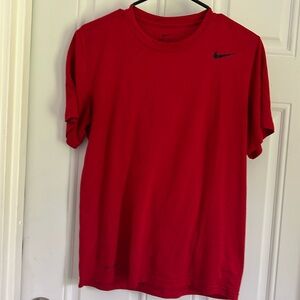 Nike men’s shortsleeved